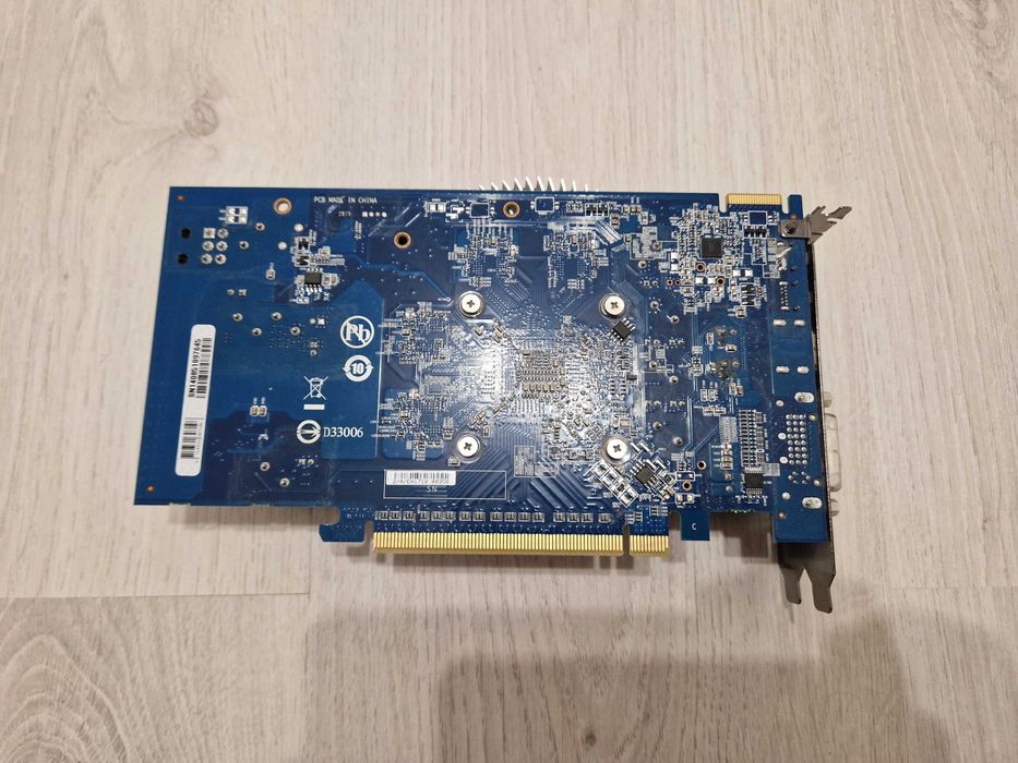 Видеокарта Gigabyte R7 250X 1GB