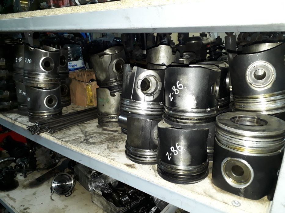 Поршень, шатун