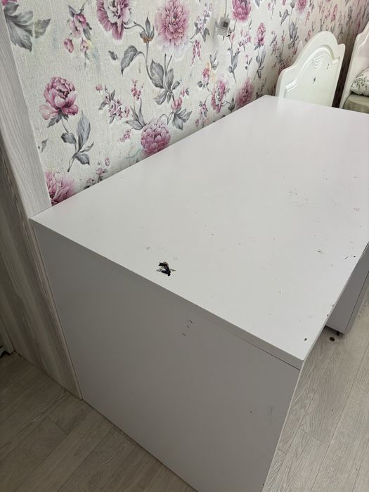 Письменный стол для учебы