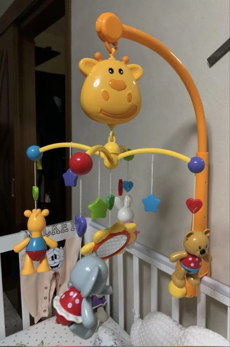 Детский мобиль на кроватку