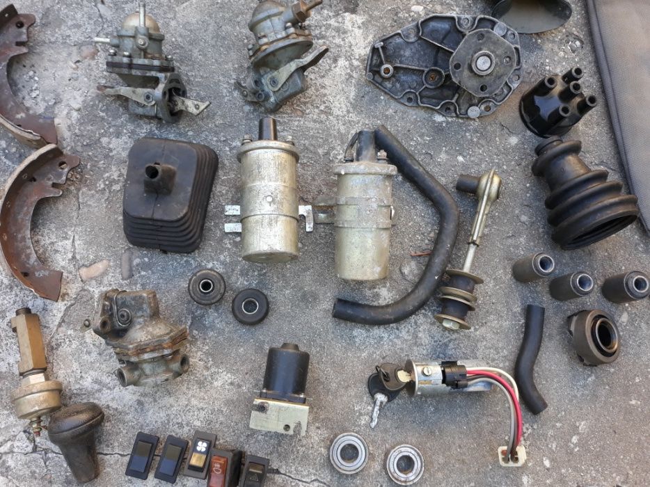Piese dacia 1310 1410 si 1300,scrumiera,pompa benzina,butoane, bobină