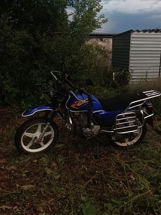 Продам мотоцикл лтм м9 (200сс)