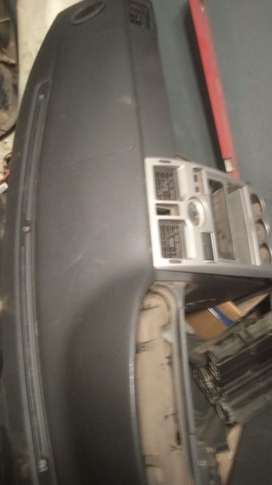 Продам панель приора 1