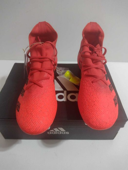 Adidas Predator Freak 3 pentru fotbal gazon marimea 43 1/3 noi in cutie