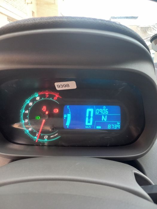 Продаю автомобил