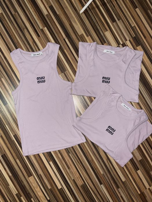 Дамски потници Miu Miu