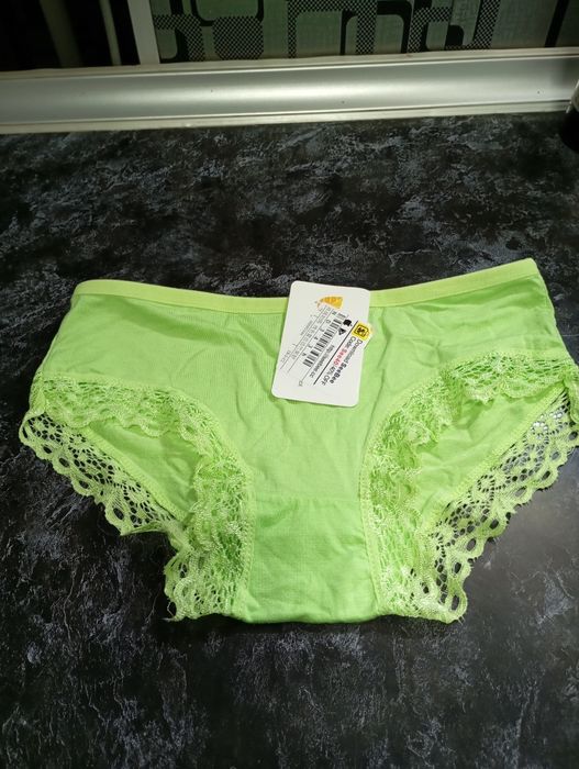 Продам новые импортные трусики в отличном состоянии
