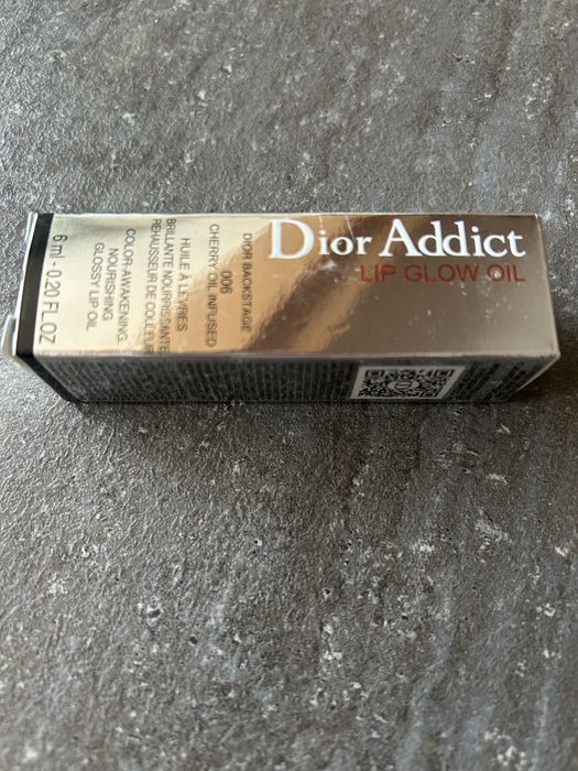Олио за устни Dior