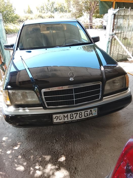 Мерседес 202 1.8 автомат