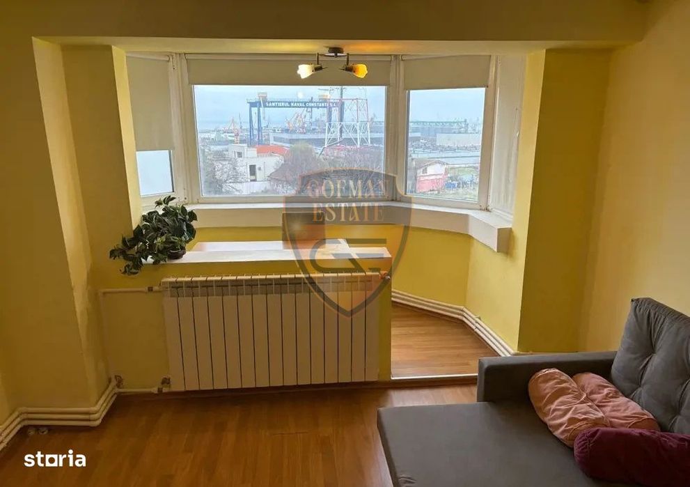 3 camere decomandat zona GARA termen lung bloc 1990 parcari gratuite n