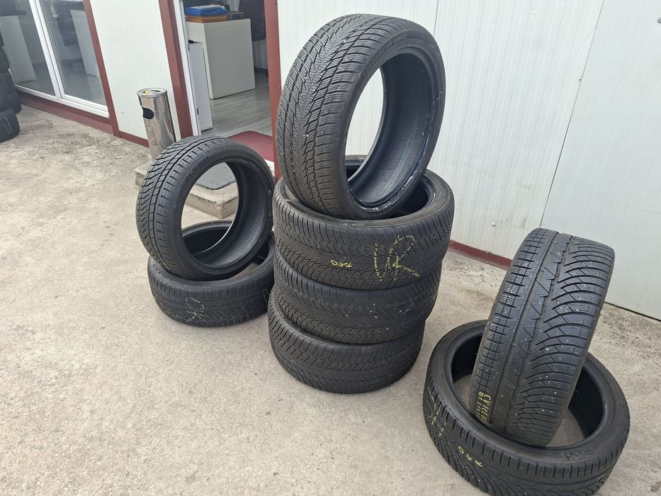 150 lei bucata! De vanzare anvelope M+S/IARNA 235 35 r19 Michelin/ 245 40 r19 Atlas / 235 40 r19 Falken