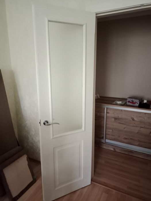 Двери деревянные