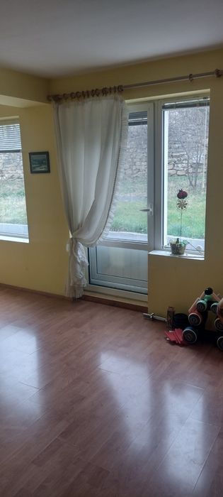 Гарсониера под наем