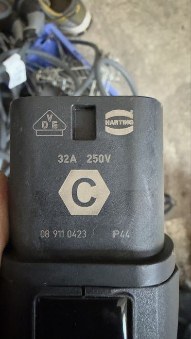 Cabluri Incarcare masina electrice Plug In Hybrid  Volvo Bmw Audi Vw Porsche Mercedes Ford Land rover Toyota Kia Hyundai Byd MG  Mennekes Harting