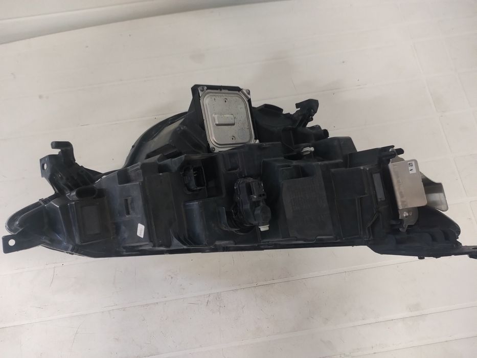 Far stânga Megan 4 facelif cod 260694081R