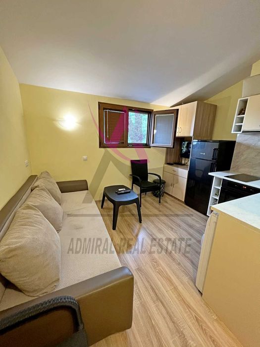 Дава се под наем Едностаен апартамент в Варна, Център - 20 кв.м за 320 € - Снимка #2