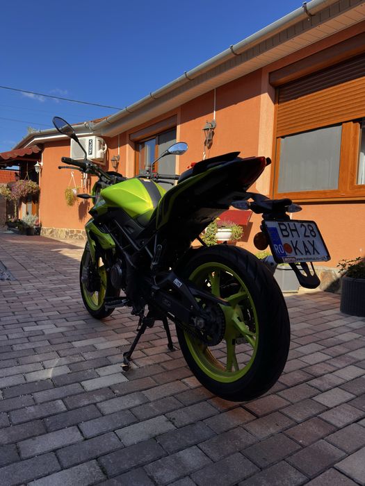 Benelli BN 125 Verde