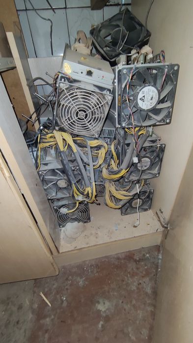 Asic Antminer S9j APW7