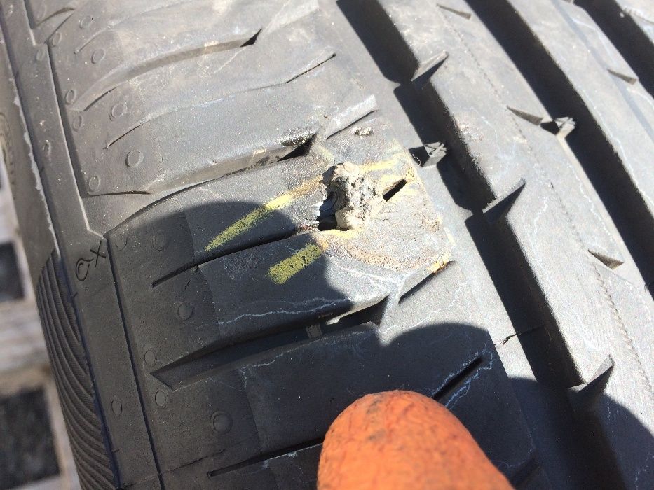 235/55/17 Континентал ДОТ 2017 г - 7,8 мм