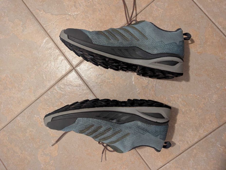 Дамски туристически обувки Lowa Gore Tex