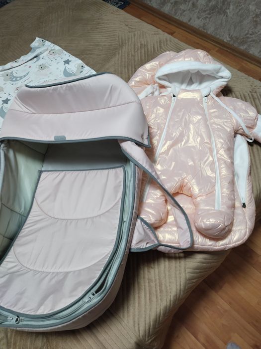 Продам  детский комбез на весну осень