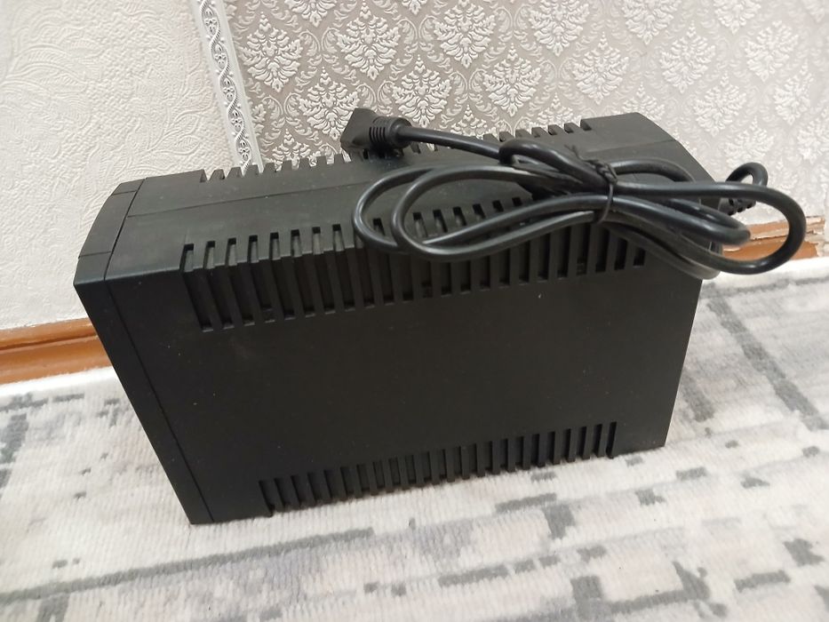 ИБП CyberPower UTC650E