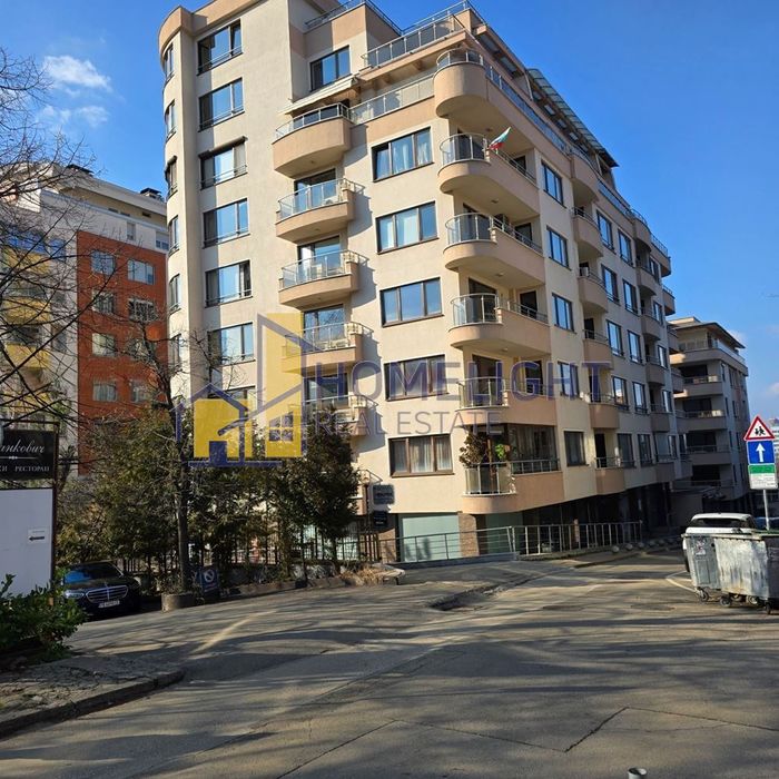 Тристаен апаратамент в кв. Лозенец