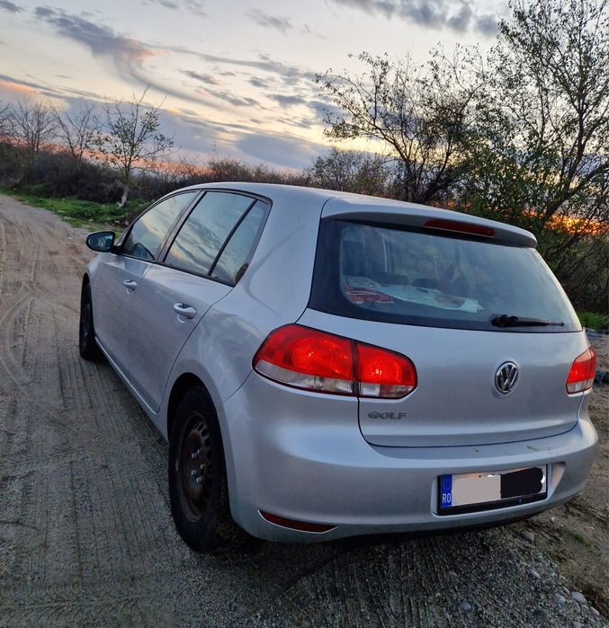 VOLKSWAGEN Golf 2011 — imagine 4