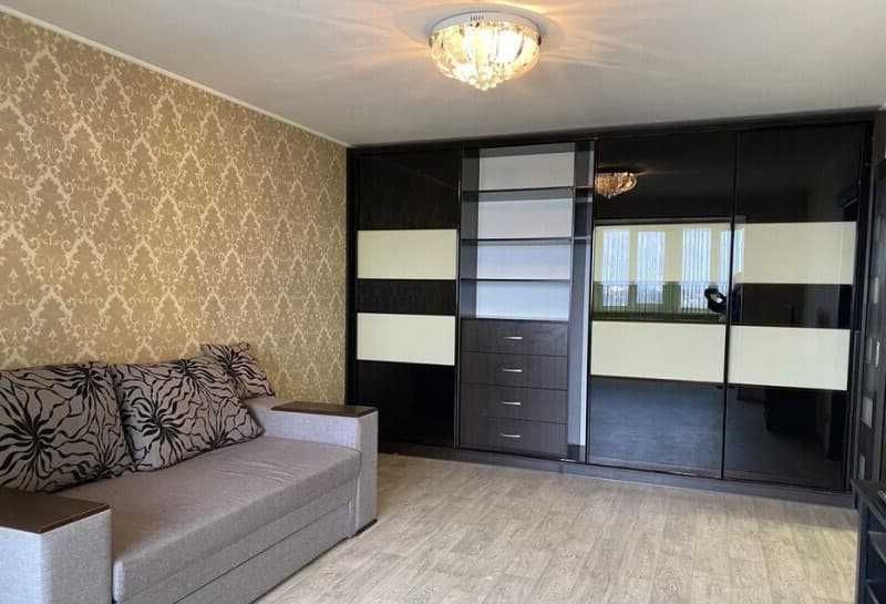 Дава се под наем Едностаен апартамент в Пловдив, Тракия - 36 кв.м за 175 € - Снимка #1