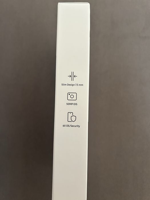 Продаю смартфон Samsung A17