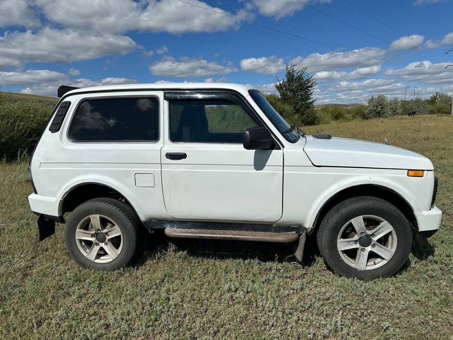 Продам ниву урбан 2018 года