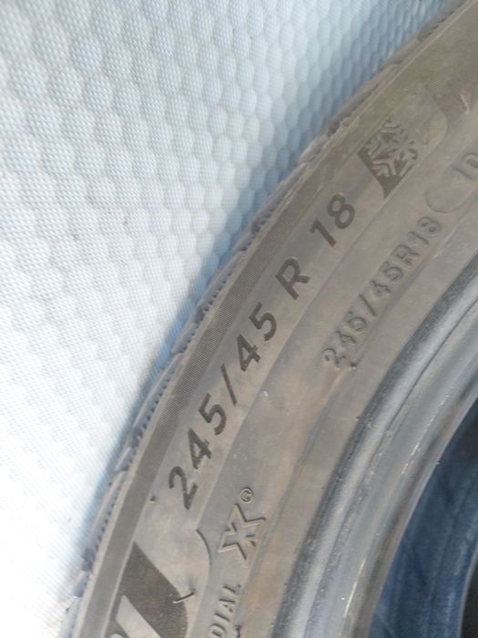 245/45/18" Michelin 4бр.гуми.