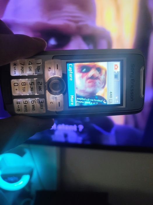 Sony Ericsson k700i Cybershot ( orice rețea)