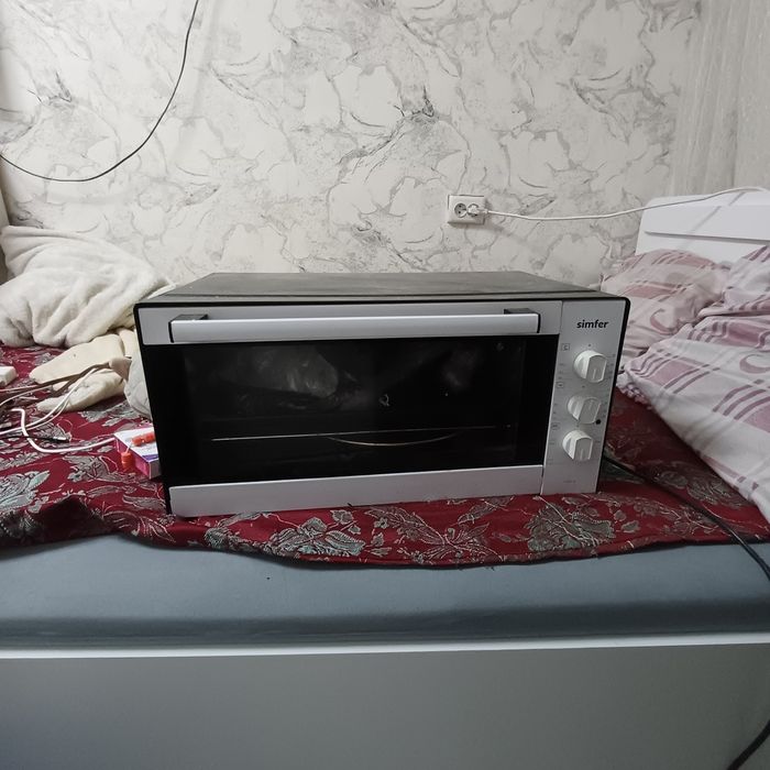 Продам духовку сост.норм