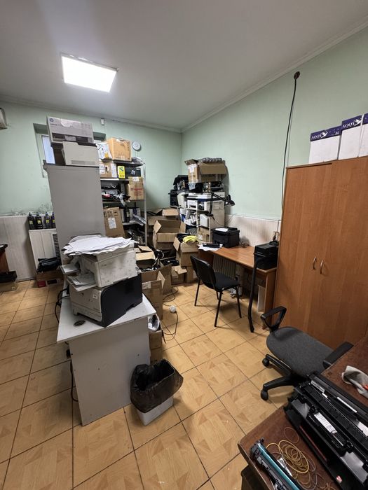 Сдам в Аренду центр правого берега!