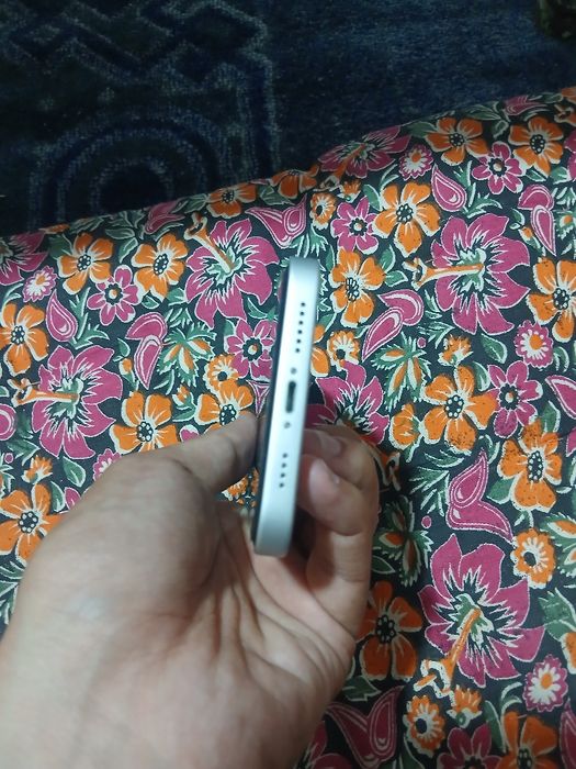 Iphone xr 17 pro 128gb 17pro korpus taqilgan