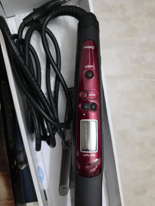 Продам выпрямитель волос Braun