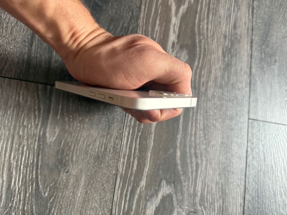 Apple iPhone 12, 128GB, 4GB RAM, 5G, Wite