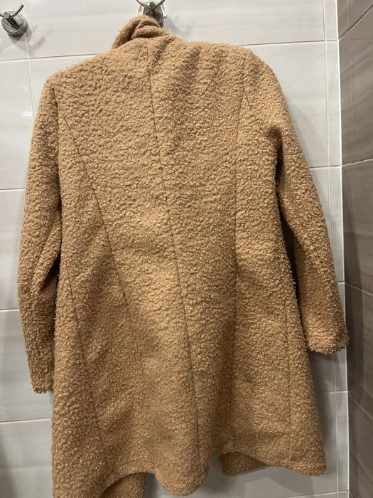 Дамско бежово палто