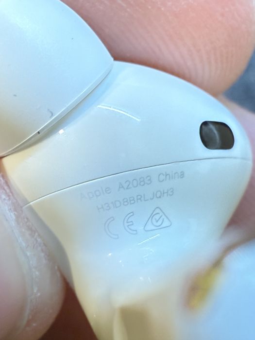 Apple AirPods Pro (1-во поколение)