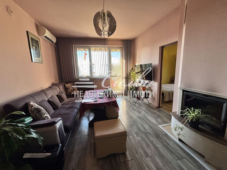 Продава се Тристаен апартамент в Нови пазар - 72 кв.м за 886 €/кв.м - Снимка #1