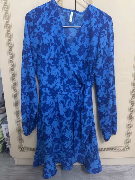 Продам платья бренда Mango,Befree