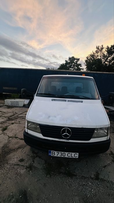 Autoplatforma sprinter 2.9 se conduce cu B