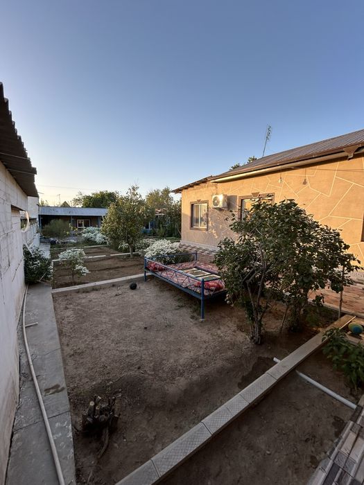 Dala hovli sotiladi METALLURG/MISGARLAR