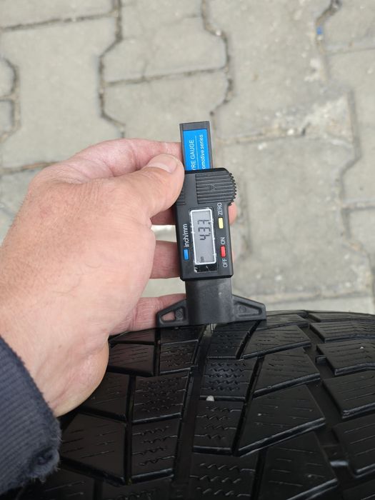 235 45 18 General еденичка