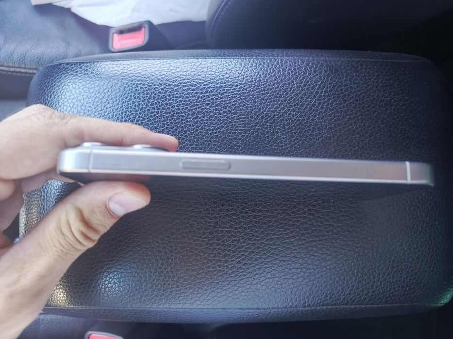 iPhone 15 pro 256 в идеальном состоянии