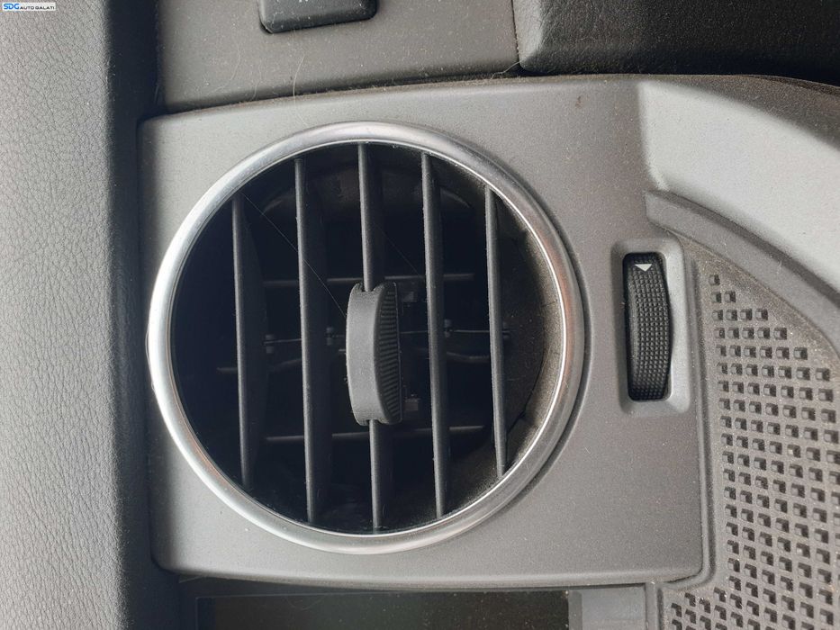 Gura Guri Grila Grile Aerisire Ventilatie Bord Land Rover Discovery 3 L319 2004 - 2009 [K5375]