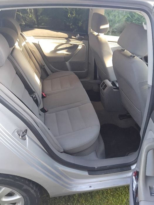 Vând golf 5.. 1.9 diesel, unic proprietar, km 324000