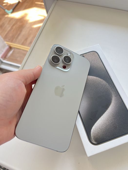 Iphone 15 pro max 256гб 83%