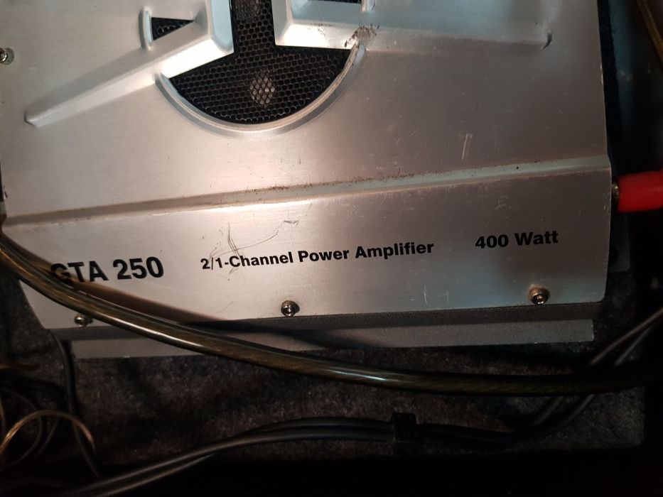 Subwoofer / boxa auto MNC 800W + amplificator 400W